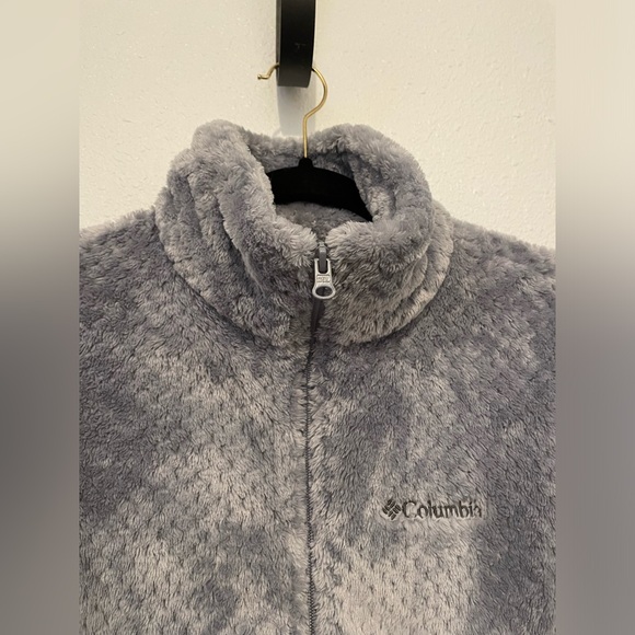 Columbia Gray Plush thick Long Sleeve with Full Zipper Size small RN69724 - Picture 9 of 11